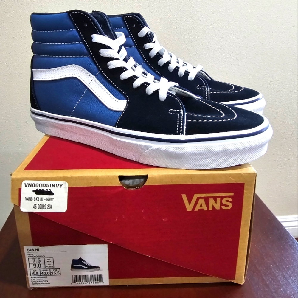 New in box high top vans